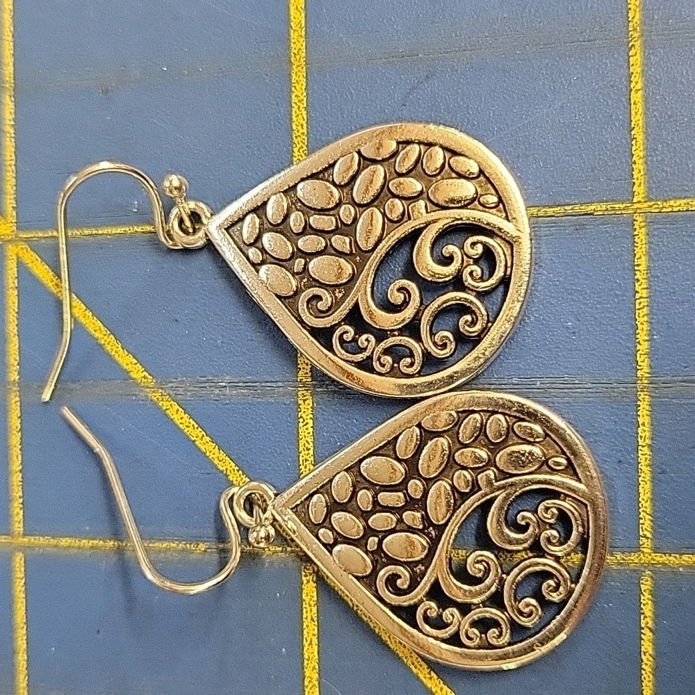 Tear Drop Silver Tone Earrings